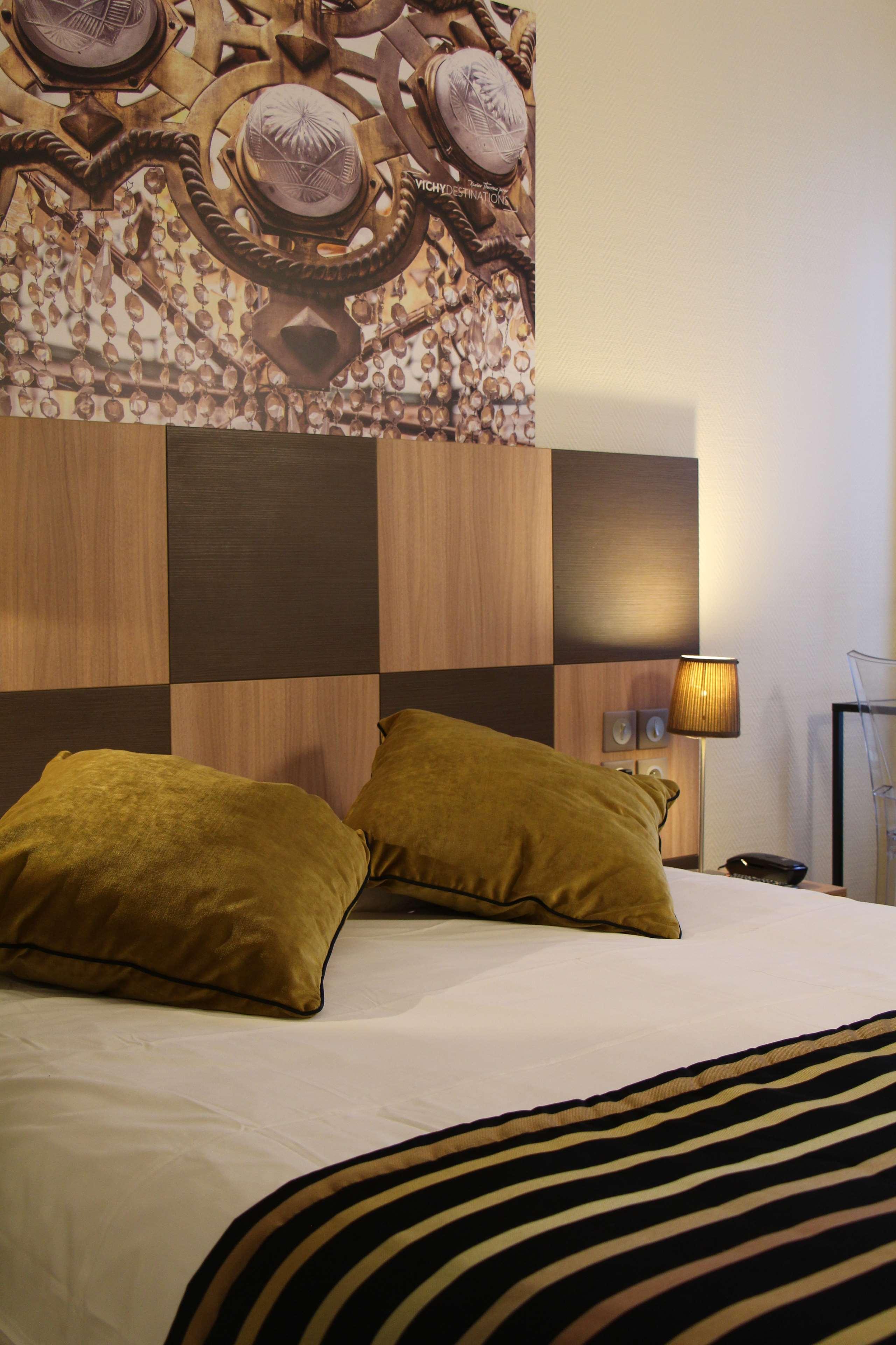 Kyriad Restaurant Centre Spa 비시 외부 사진